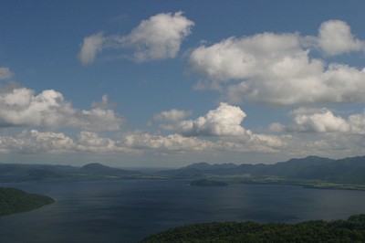空も高いです
