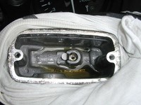 リザーブタンクを空に