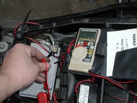 ステーター交換後電圧測定中